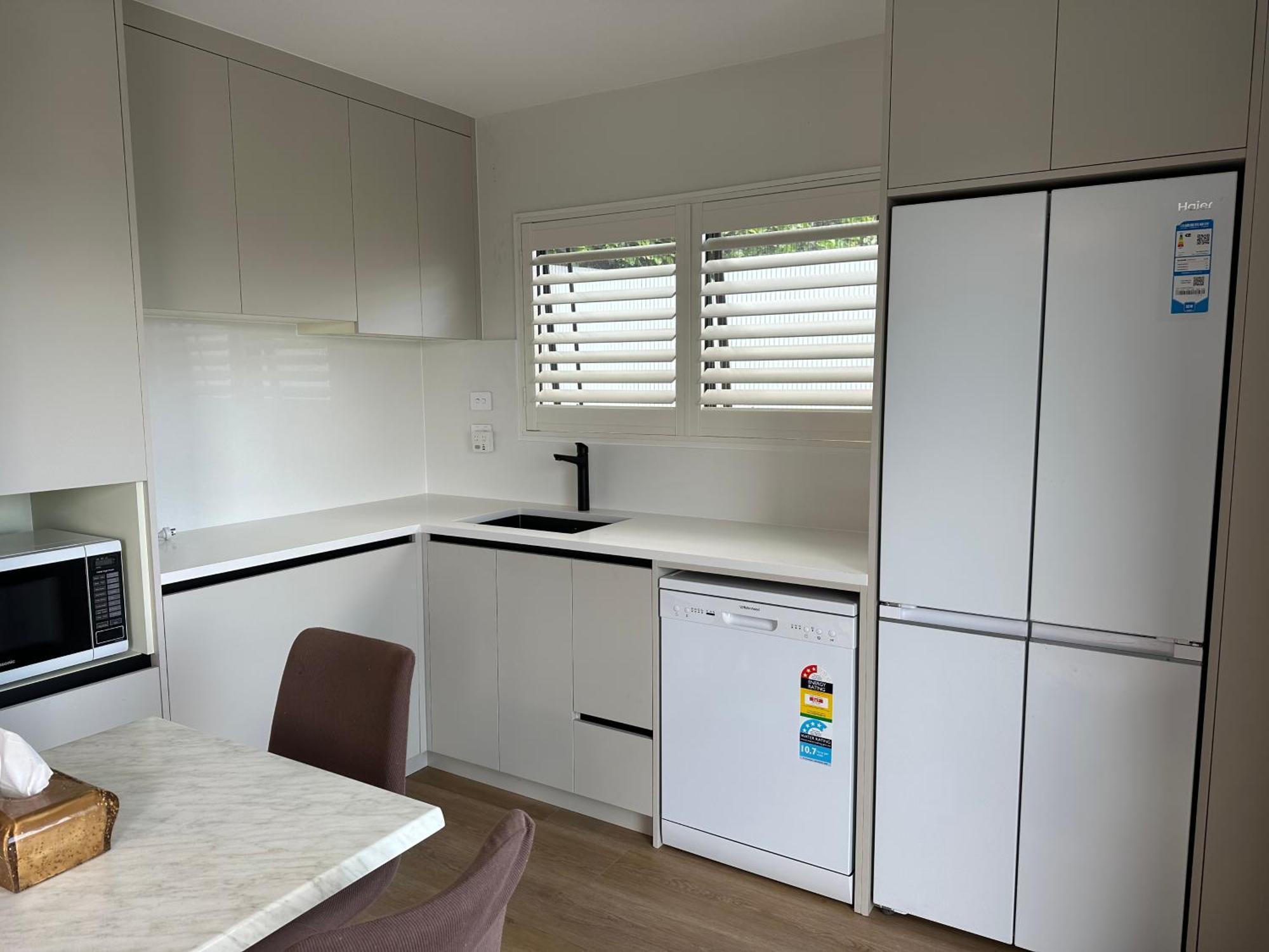 Beautiful Lakeview Apartment Taupo Exterior photo